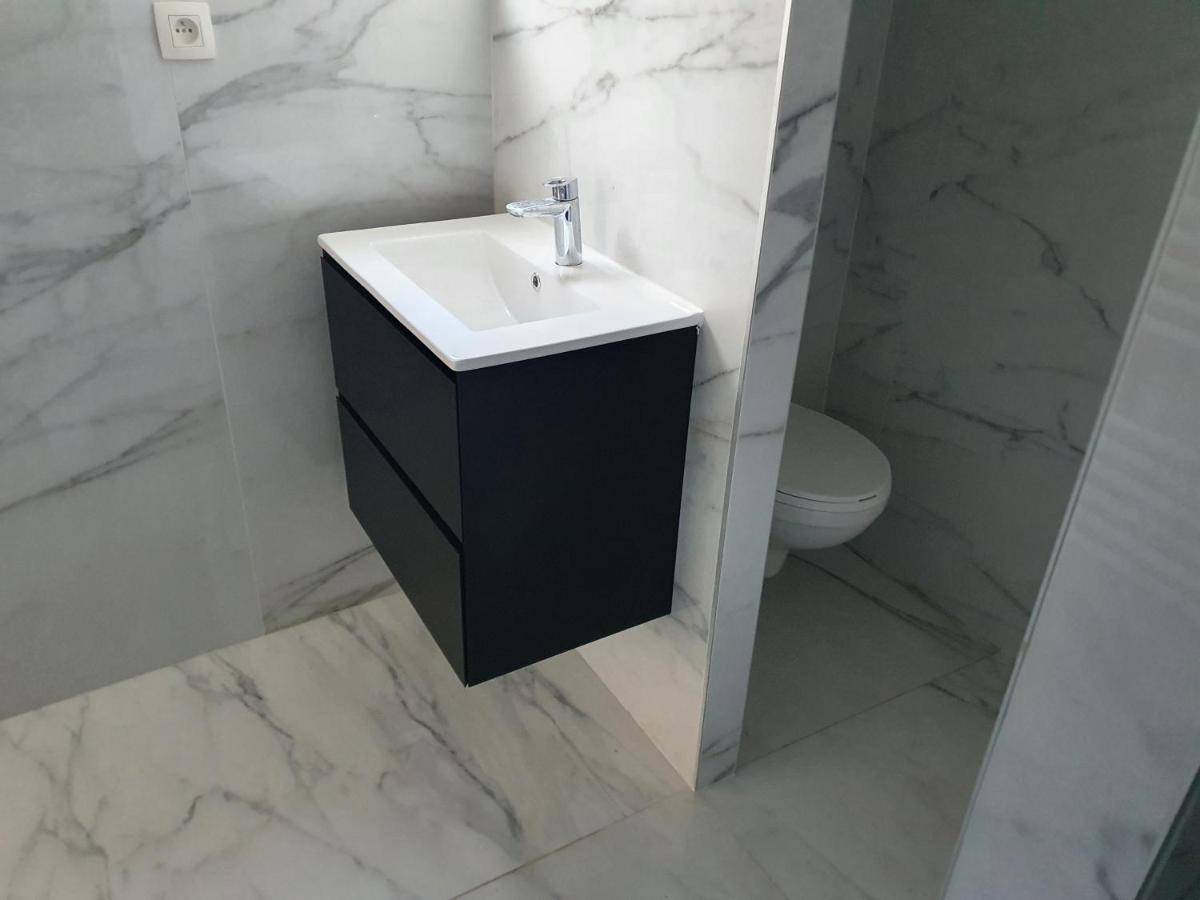 B96 Suites Βρυξέλλες Εξωτερικό φωτογραφία